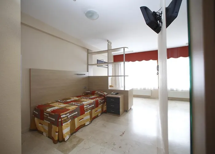 Rialta Aparthotel 2*