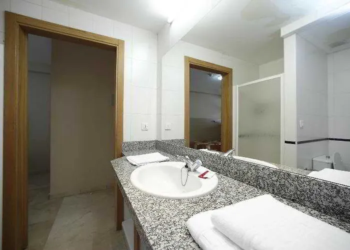 Rialta Aparthotel 2*